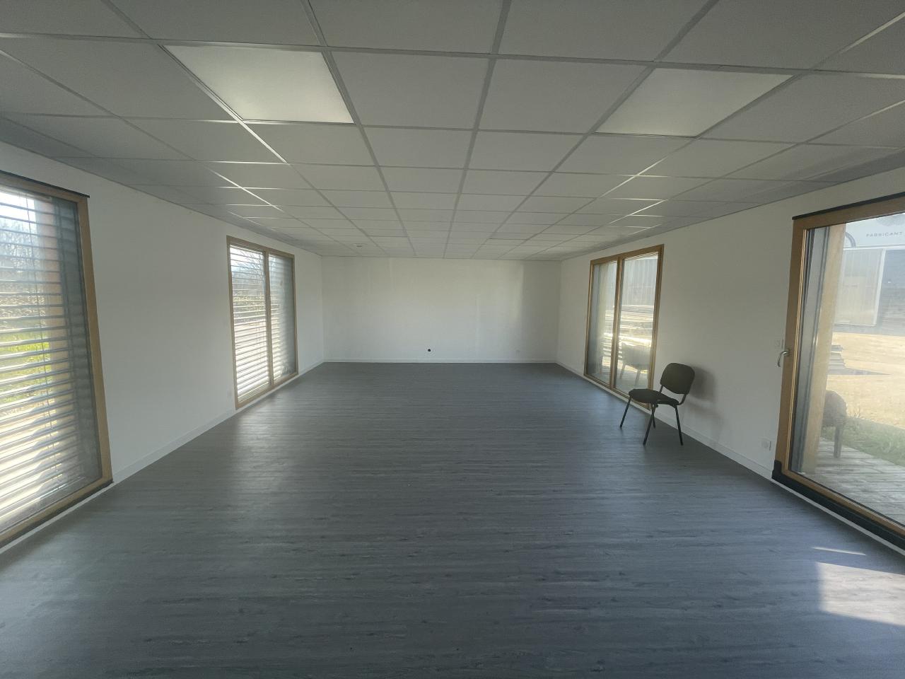 Bureau Cessens 257m² Location bureau Cessens Savoie OLBUR2421406 10